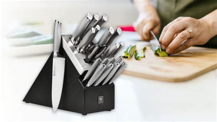 Are Henckel knives dishwasher safe