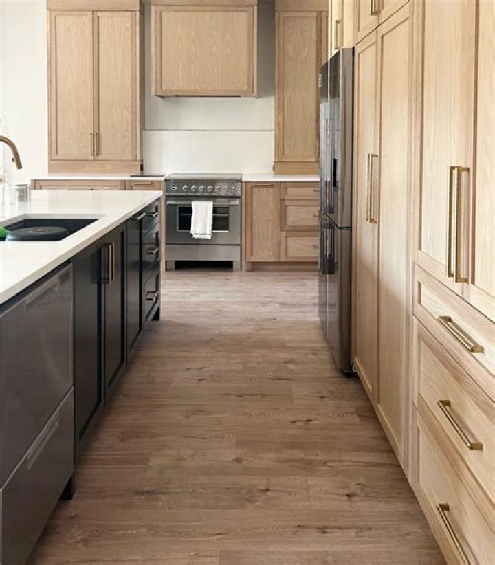 Are oak cabinets out of style 2019