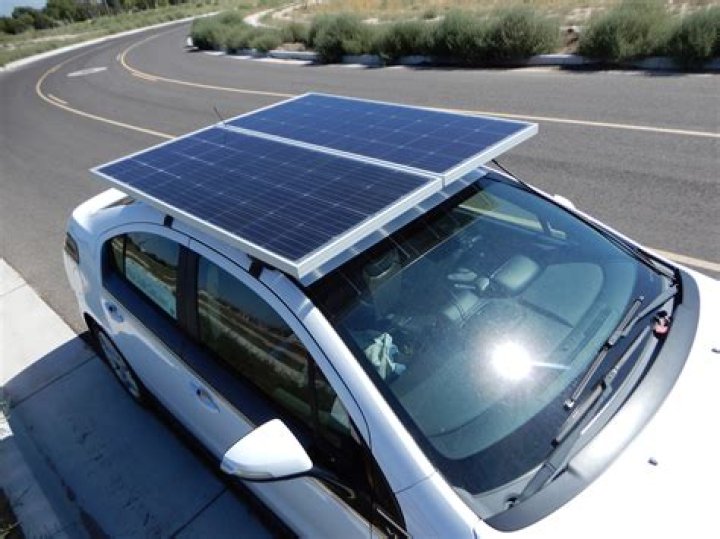 Can you install solar panels on electric cars