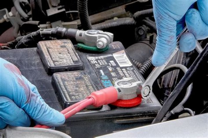 Cleaning car battery terminals - How To Discuss