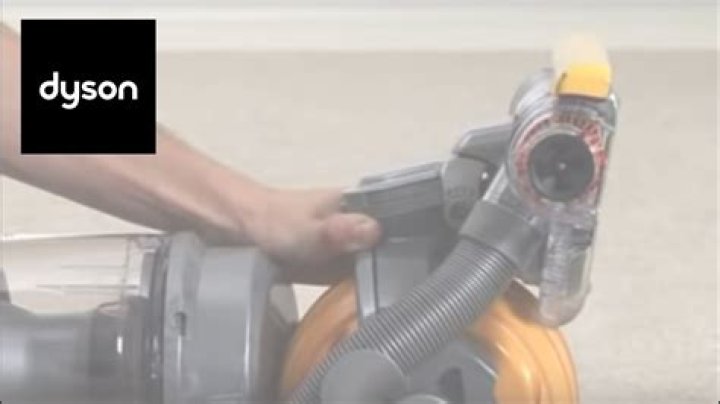 Do Dyson vacuums have a beater bar