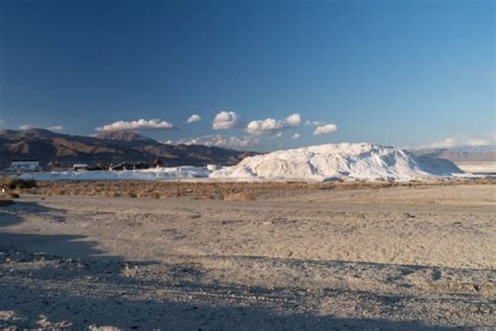 Does soda ash raise alkalinity