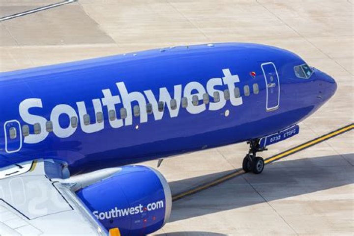 Does Southwest fly to Nashville TN