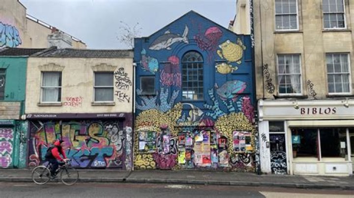 Griffin Artist Bristol - How To Discuss