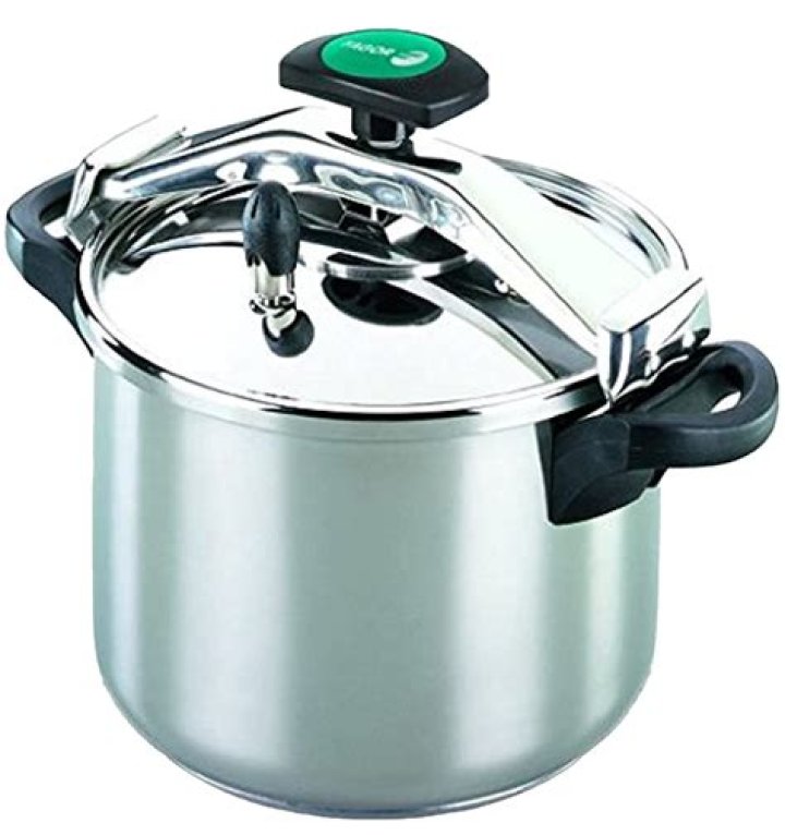 How do you set a Fagor pressure cooker