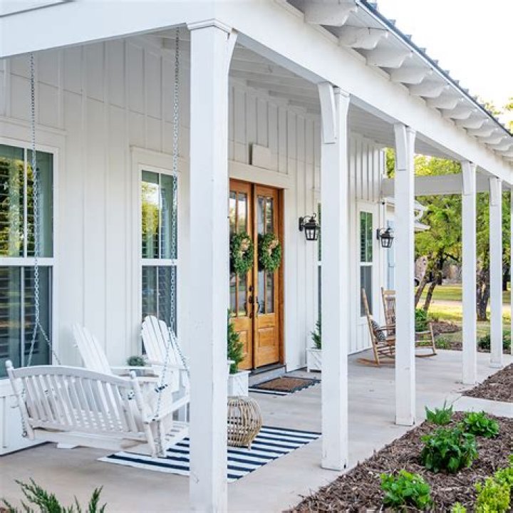 How do you style a front porch