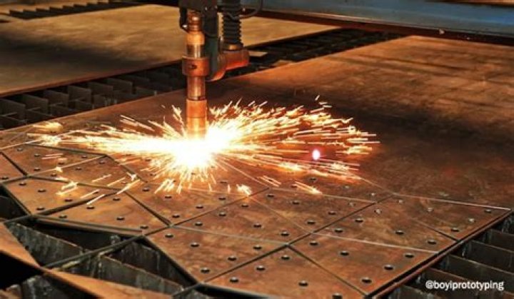How hot is a plasma cutter flame