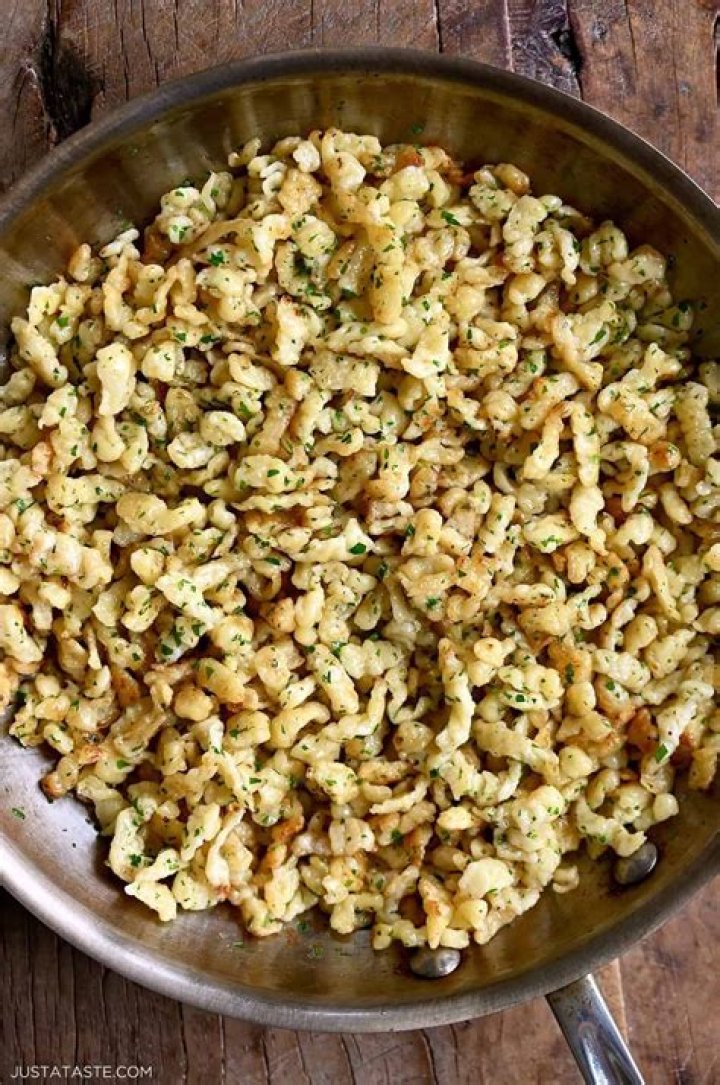 How long do you boil dried spaetzle