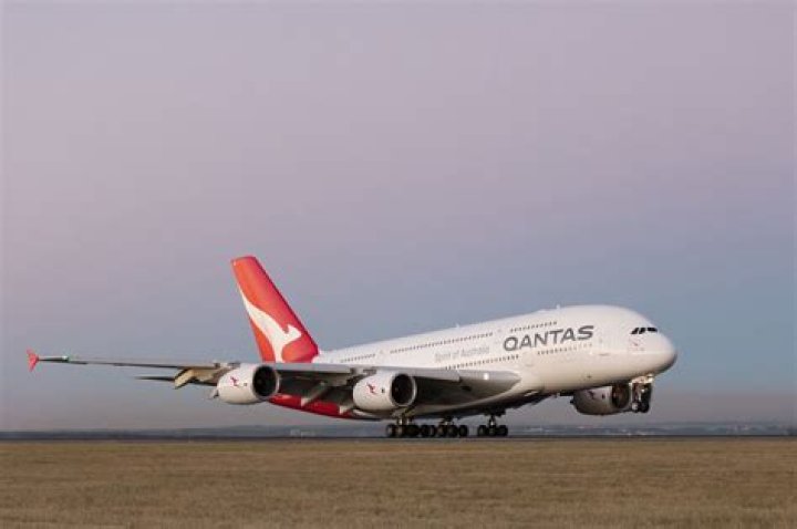 How many 747 does Qantas have left