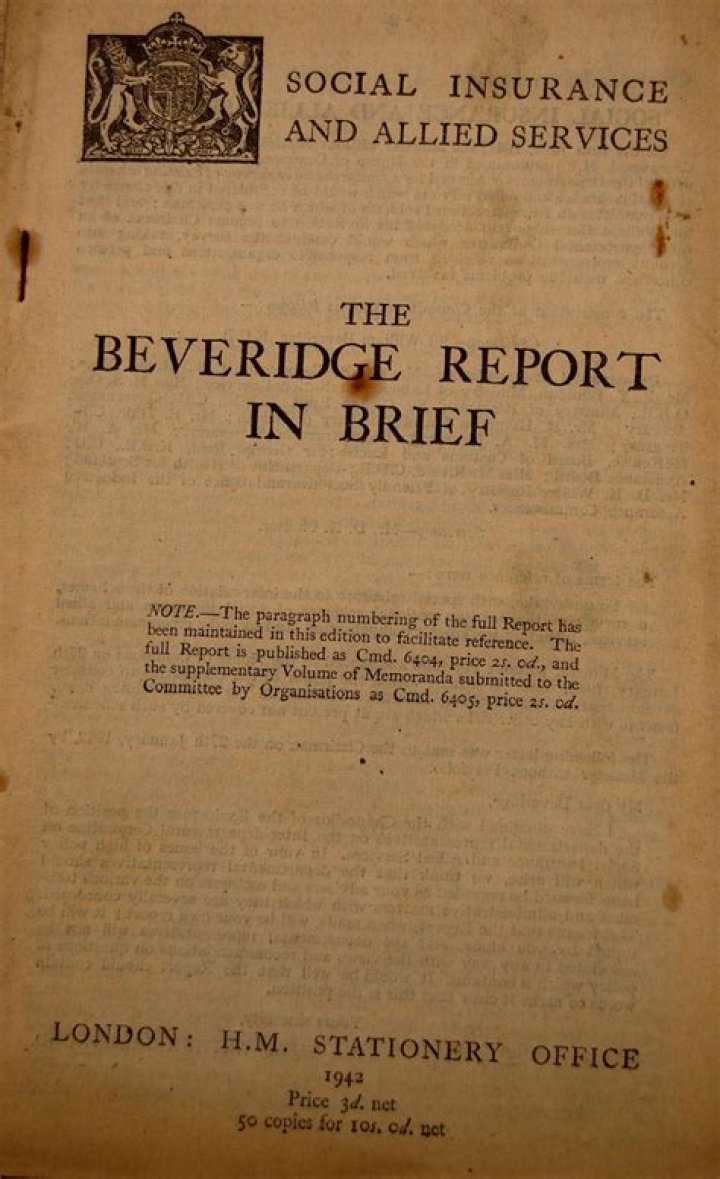 How many copies of the Beveridge Report were sold