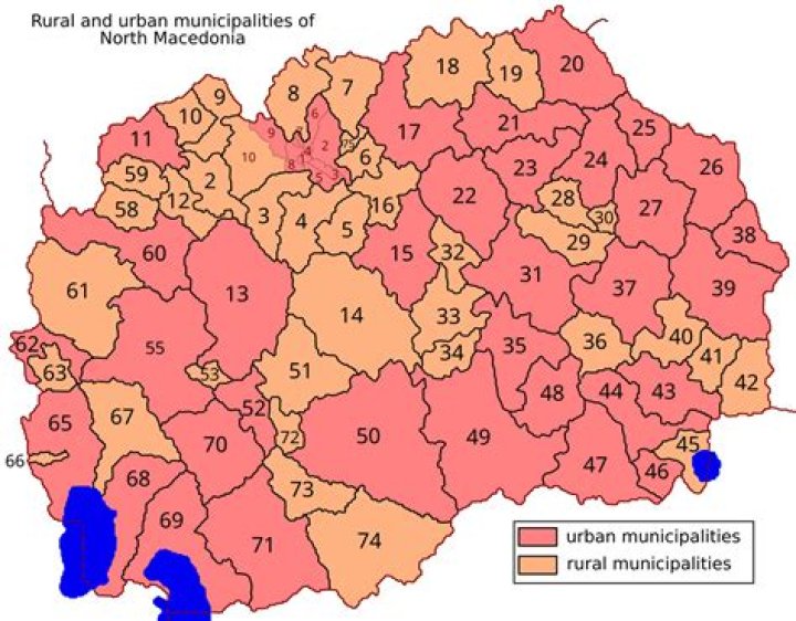 How many municipalities are in Missouri