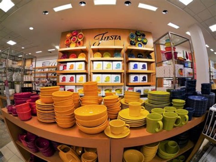 Is fiestaware safe to eat off of