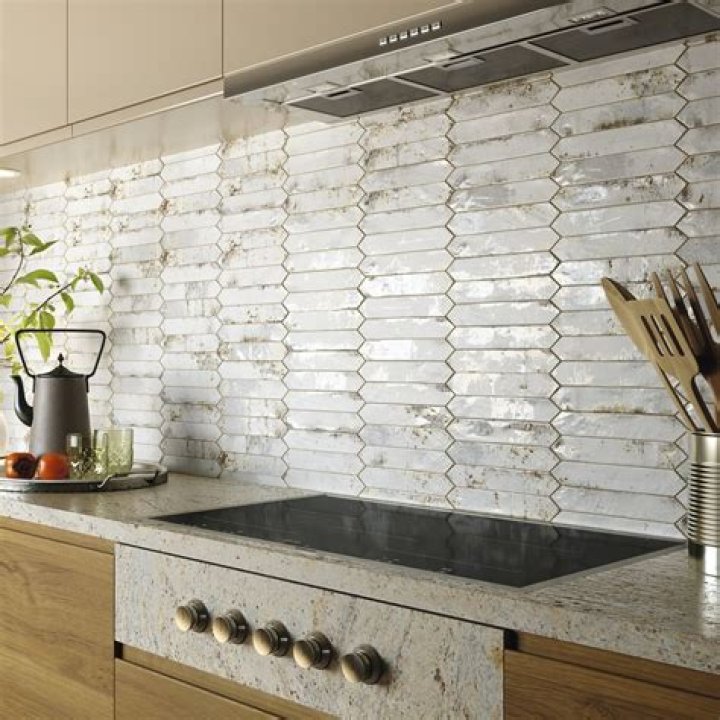 Is glass tile backsplash hard to clean