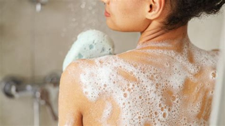 Is it safe to wash your body with bleach