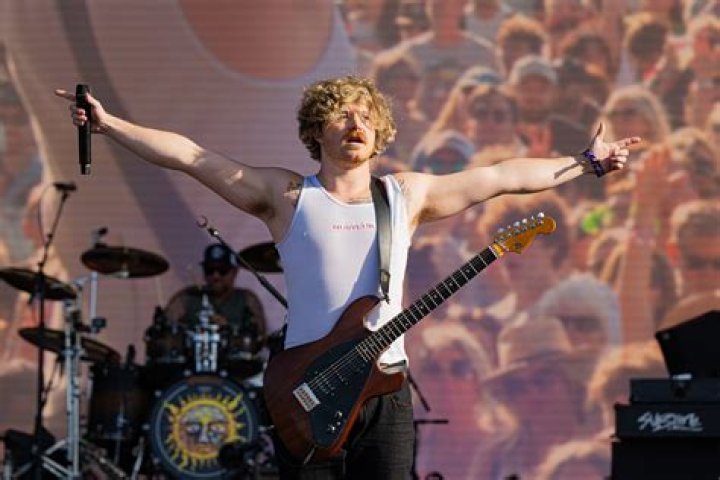 Jakob James Nowell - How To Discuss