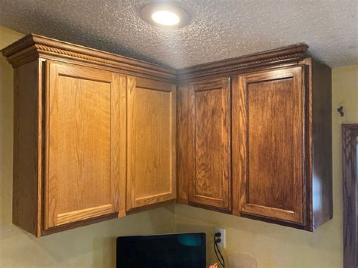 Should you wax kitchen cabinets