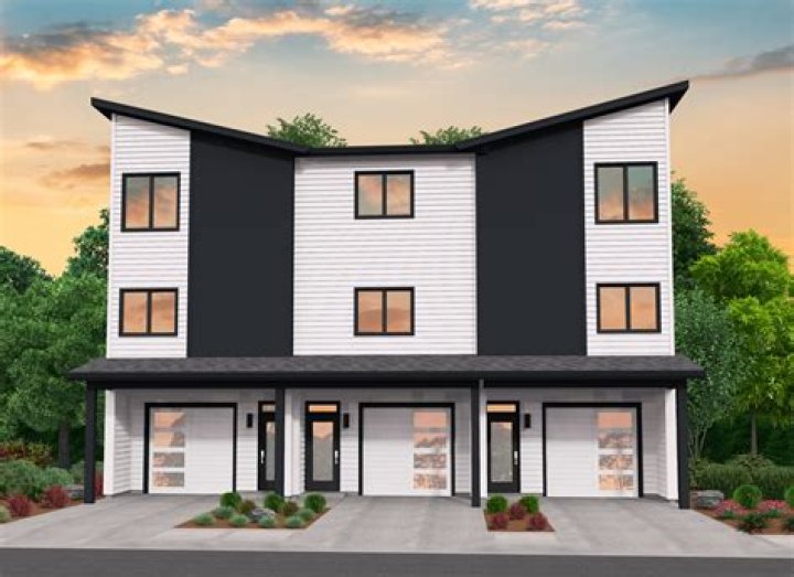 Triplex apartment - How To Discuss