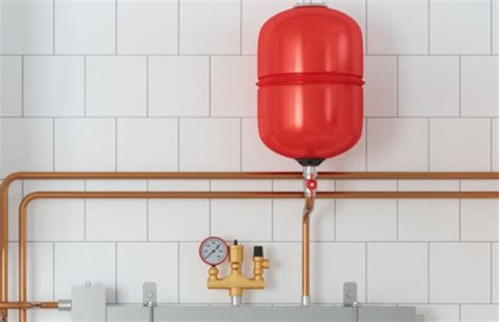 What does a expansion vessel do