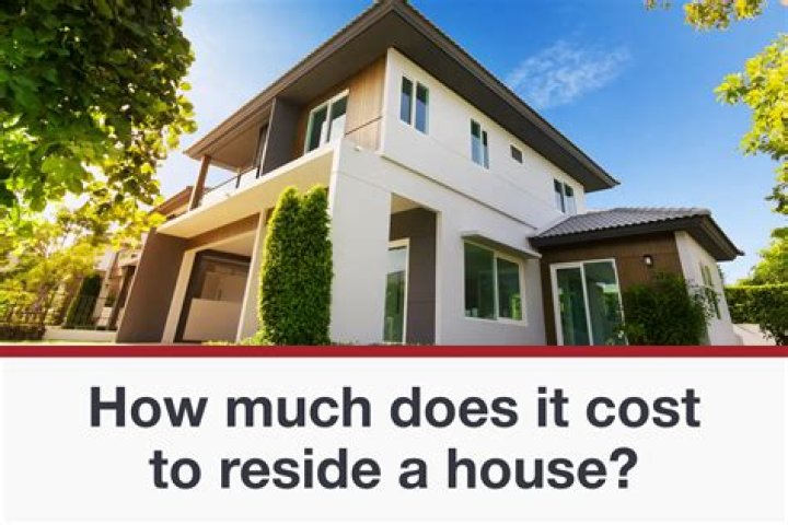 What does it cost to reside a house