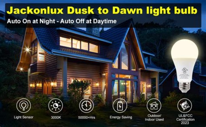 What is dusk to dawn flood lights