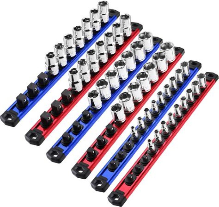 What is non blocking socket