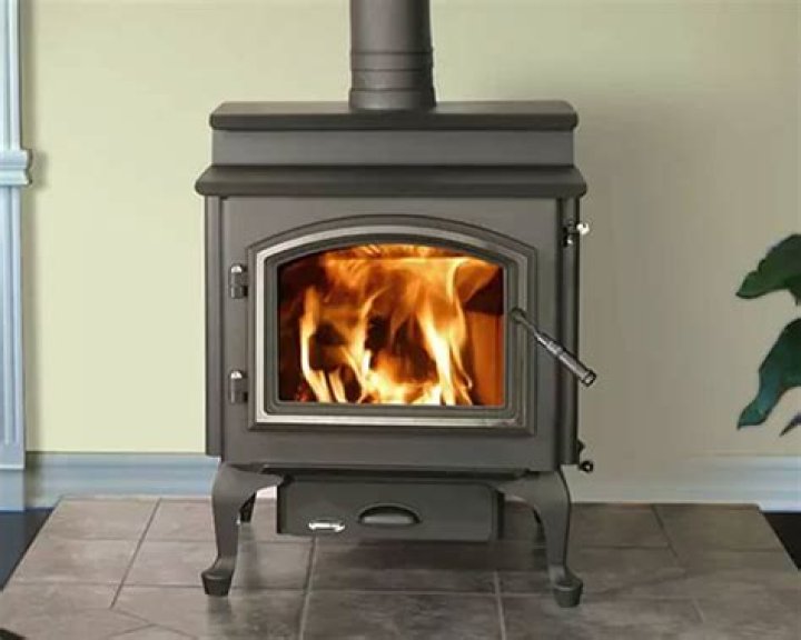 What is the efficiency of a wood stove