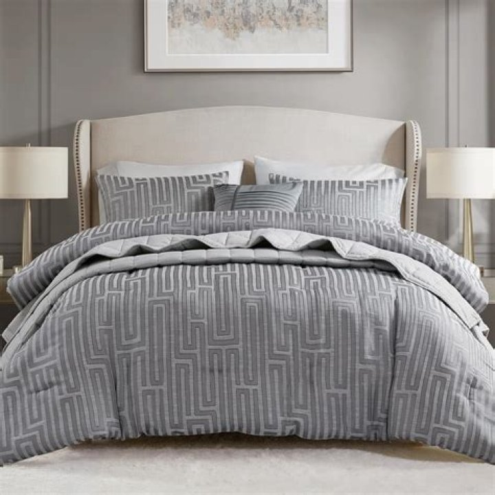 What material is best for comforters