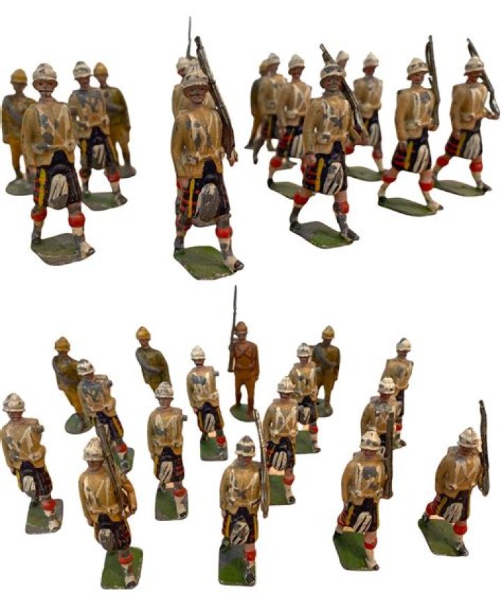 What were Victorian toy soldiers made of
