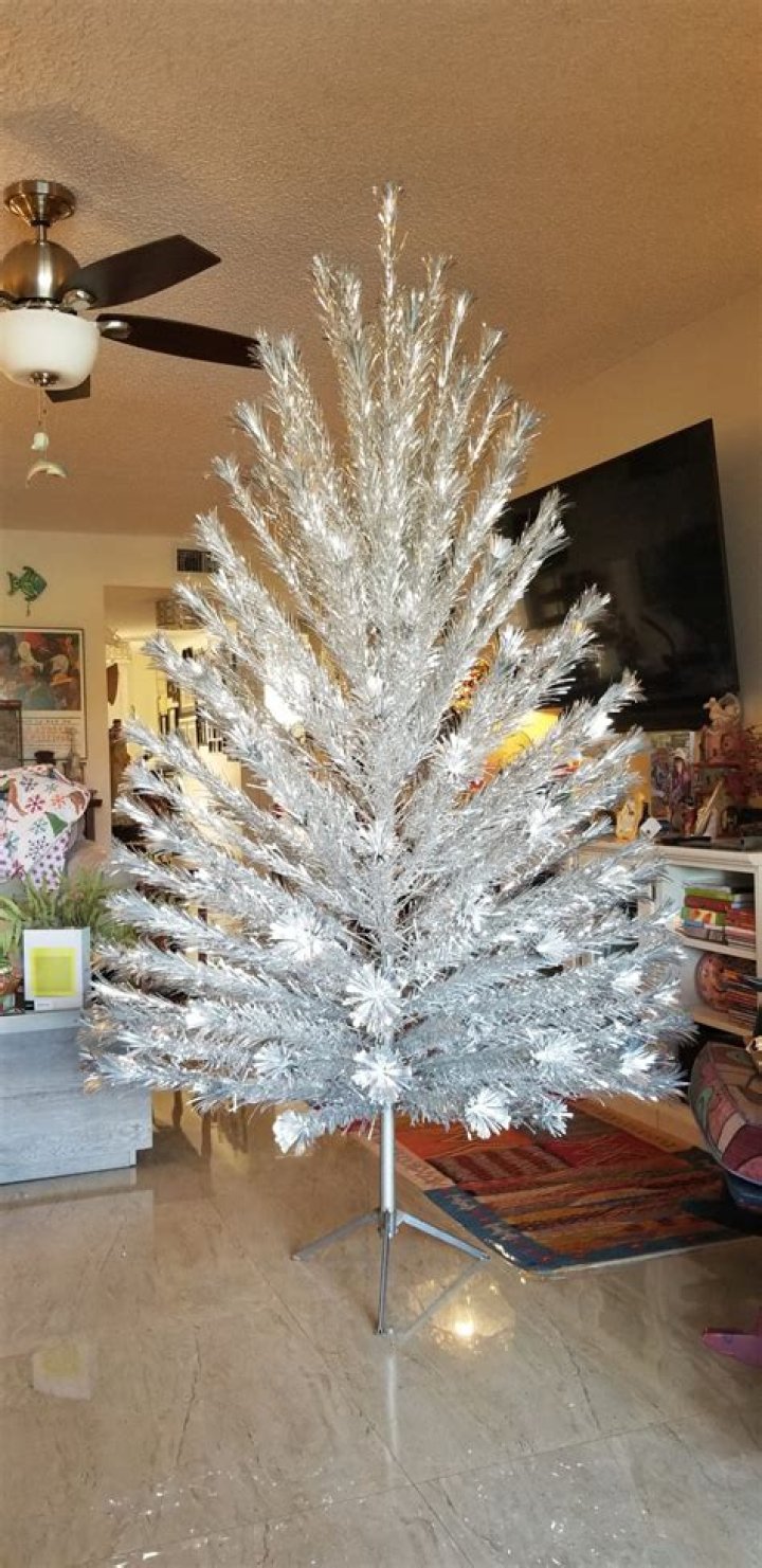 What year were aluminum Christmas trees popular