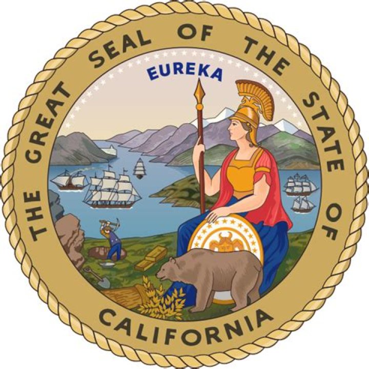 Who makes up the California state legislature